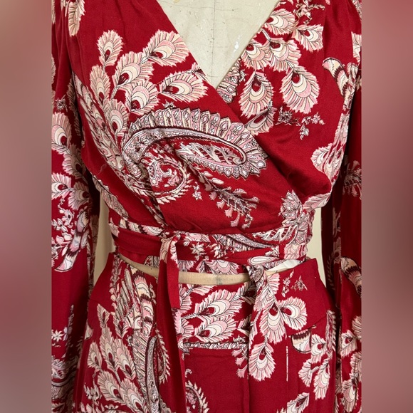 CLOSET CLEAR OUT: TDC Topson Wrap Top & Midi Skirt Set - Picture 3 of 14